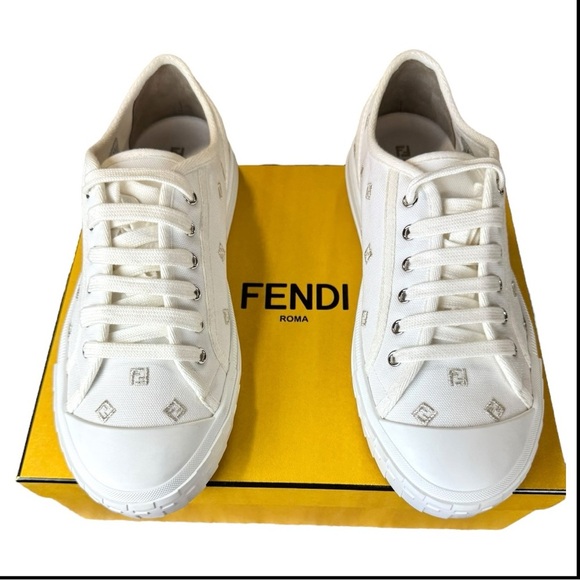 Fendi Domino White Canvas Logo Unisex Sneakers Women’s 11.5/ Men’s 10 - Pristine - Picture 8 of 15